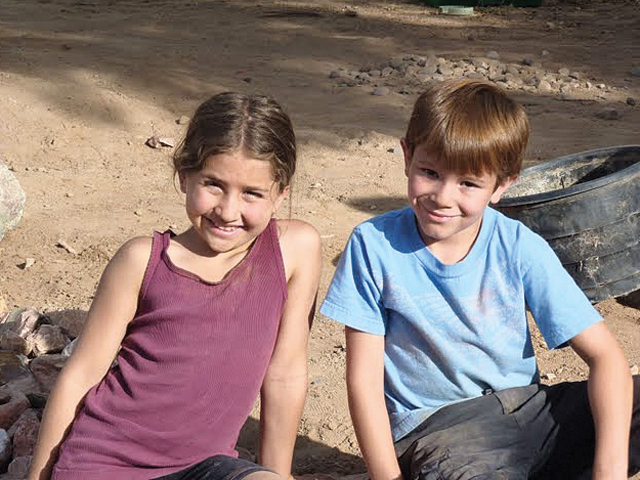 Discovery Garden: Outdoor learning at Esperanza